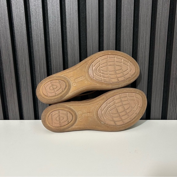 Crocs Isabella bronze gold glitter sandals - Picture 7 of 7